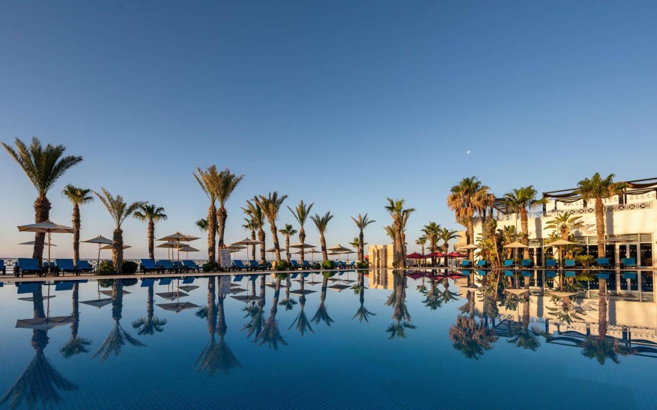 Radisson Blu Resort & Thalasso Hammamet Eksteriør billede The resort's main pool