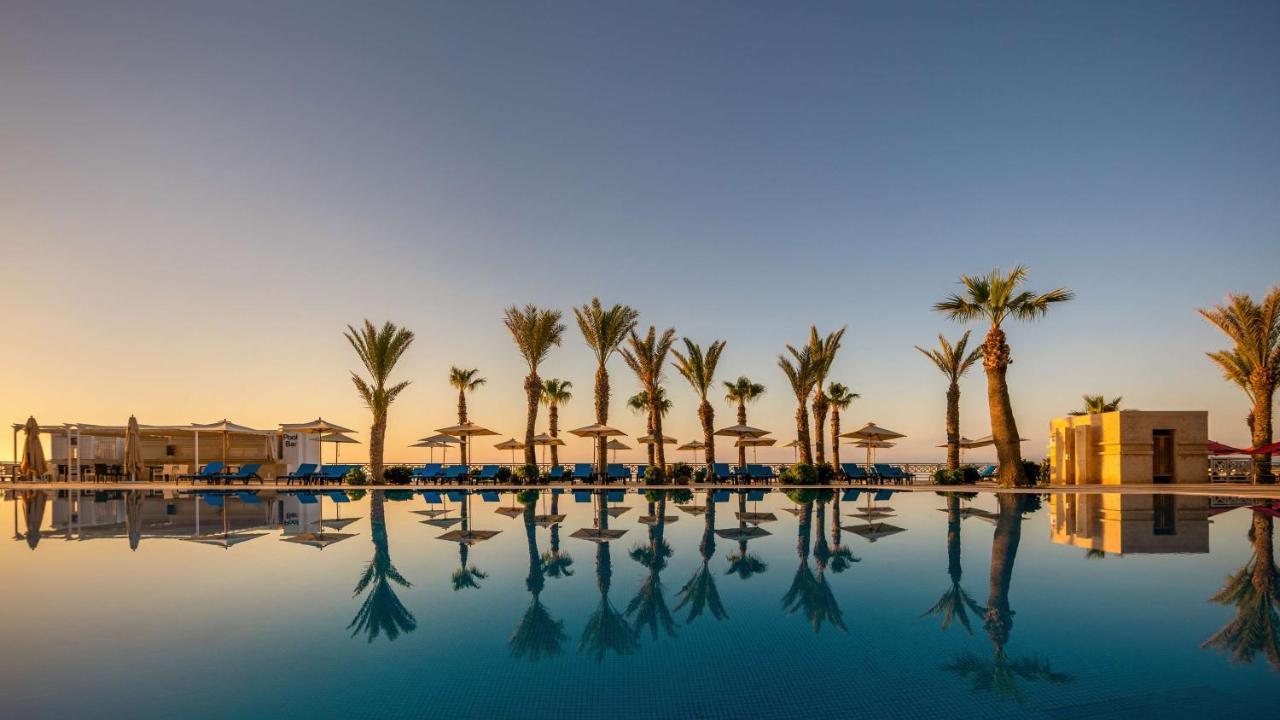 Radisson Blu Resort & Thalasso Hammamet Eksteriør billede The pool at the Royal Beach Palace