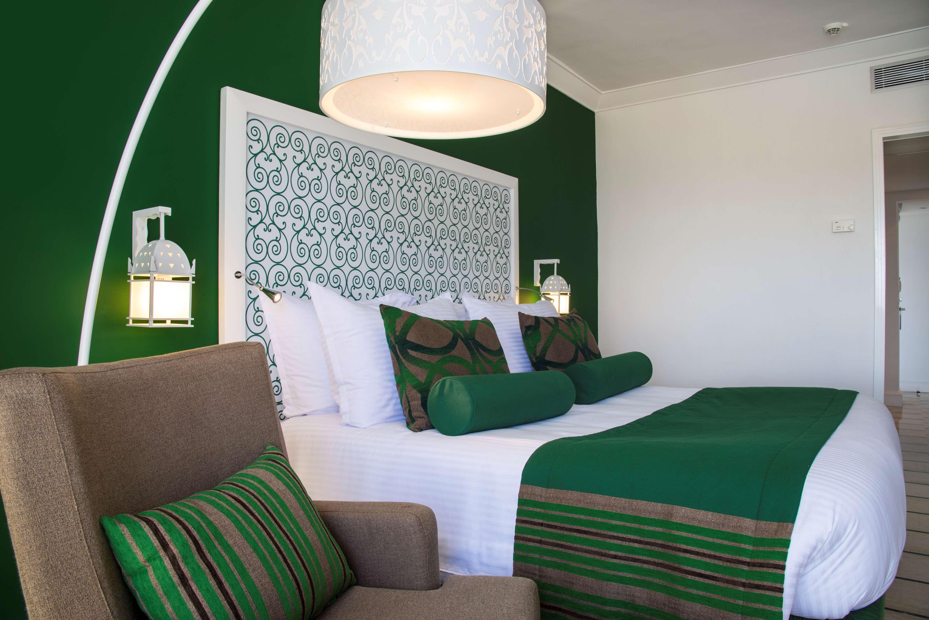 Radisson Blu Resort & Thalasso Hammamet Eksteriør billede A bedroom at the hotel