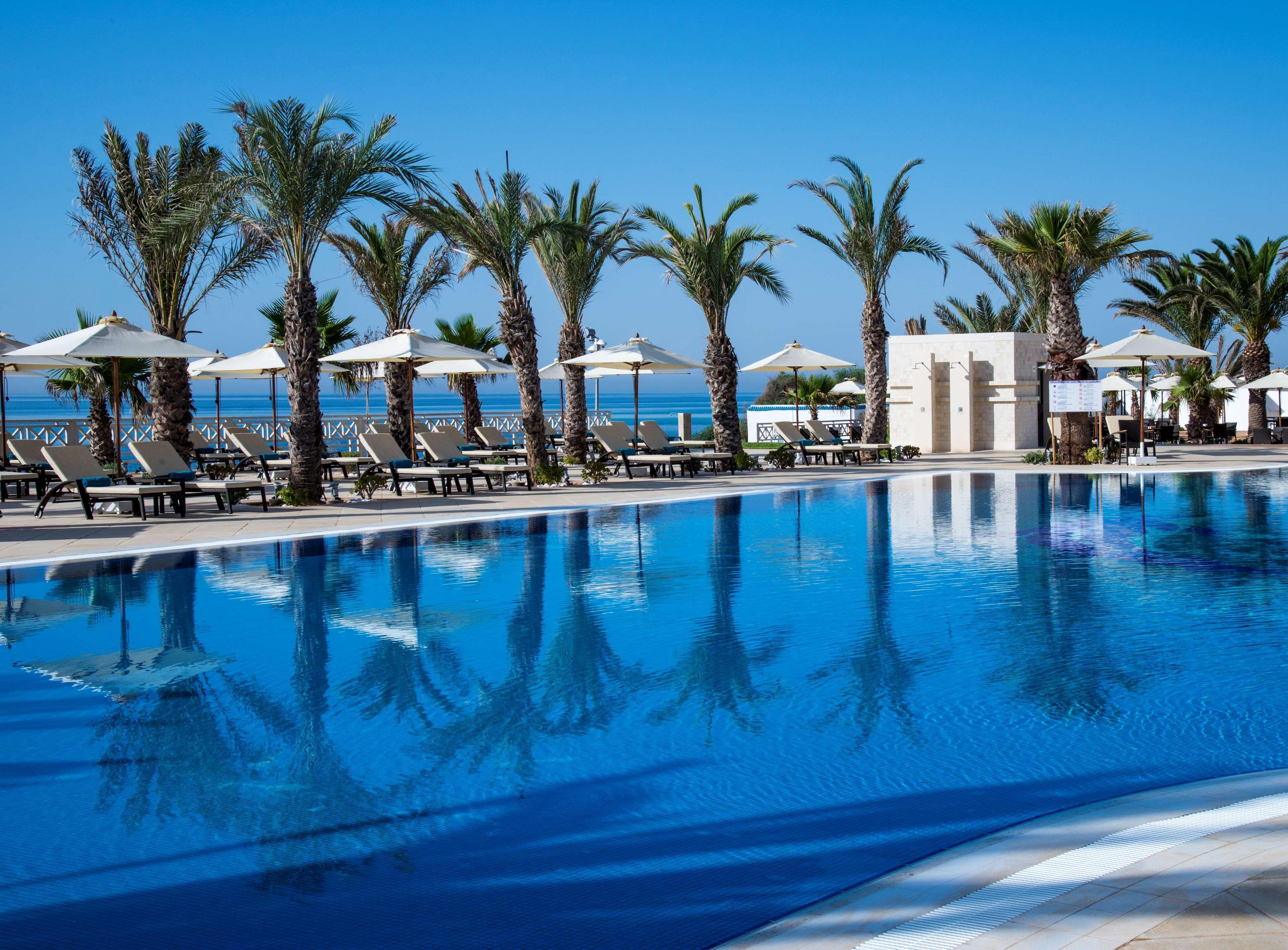 Radisson Blu Resort & Thalasso Hammamet Eksteriør billede The pool at the Royal Mirage