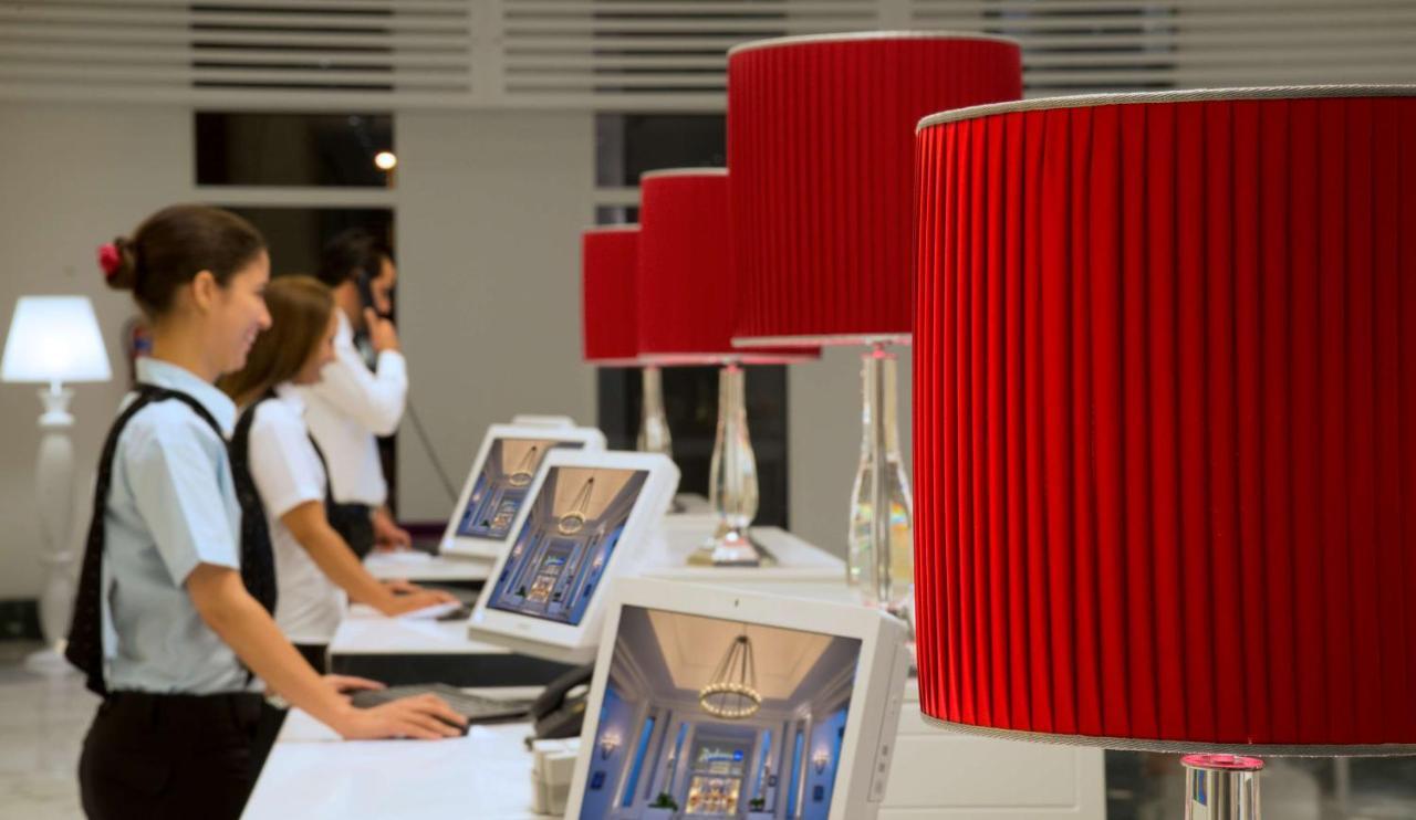 Radisson Blu Resort & Thalasso Hammamet Eksteriør billede Students working on a project